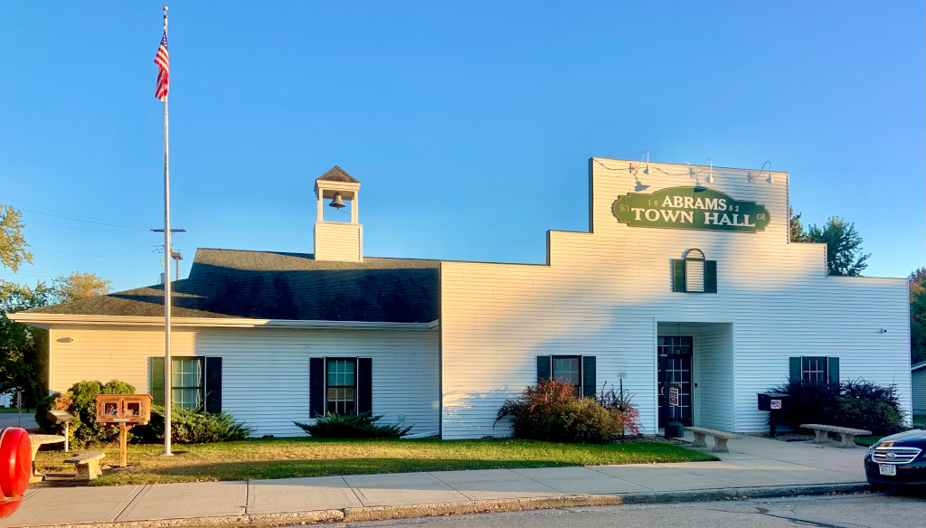 An image of the Abrams, Wisconsin Town Hall.