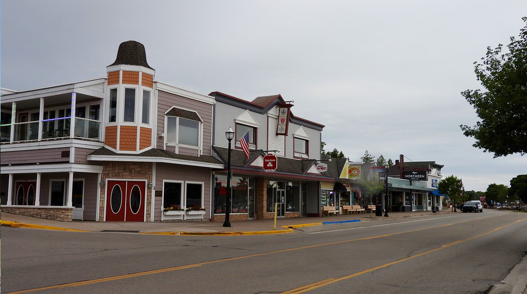 An image of downtown St. Ignace, Michigan.